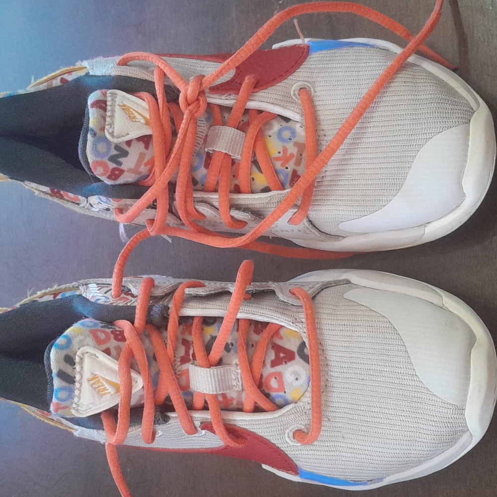 Nike boys size 11